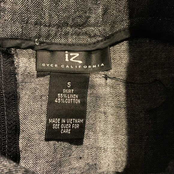 IZ Byer Black Heathered Skirt Buttons Sz 5 - Picture 4 of 4